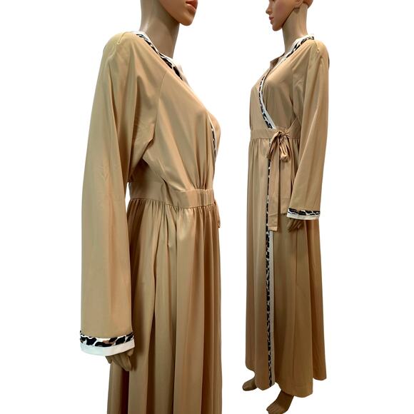 Vintage 70s Vanity Fair Leopard Trim Robe | Dressing Gown House Coat | S/M - Picture 5 of 10